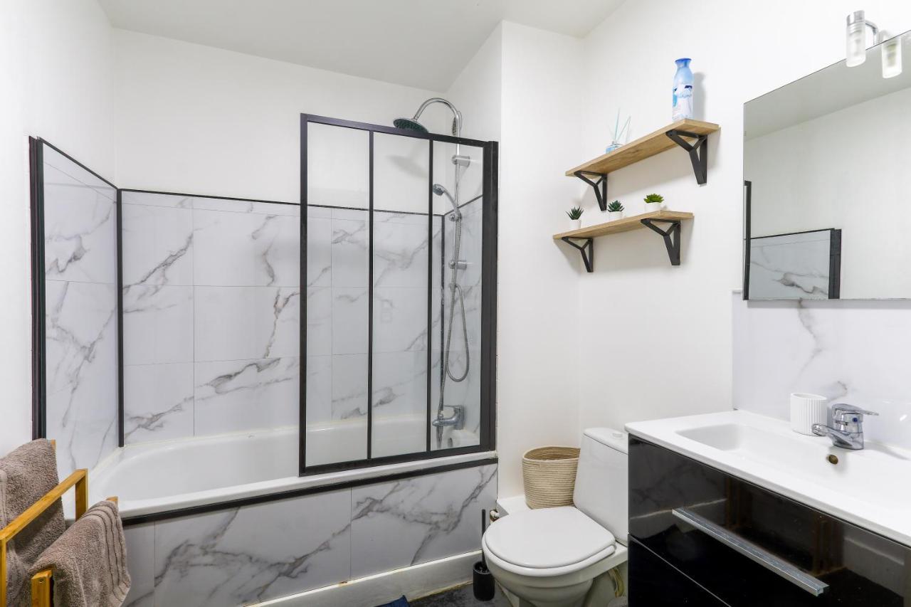 Ferienwohnung Cocon Urbain A 2 Pas De La Gare Nantes Exterior foto